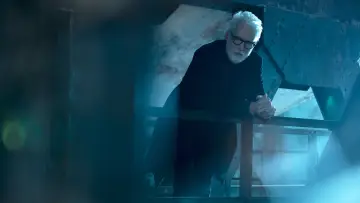 Zasłona do serialu "NEXT" #1898674