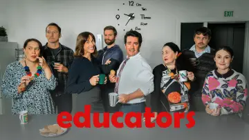 Zasłona do serialu "Edukatorzy" #1604560