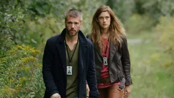 Zasłona к сериалу "Przybysze" #1463358