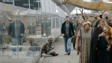 Zasłona к сериалу "Przybysze" #1463359