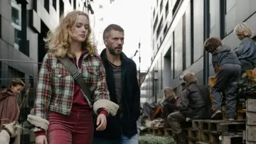 Zasłona к сериалу "Przybysze" #1463364