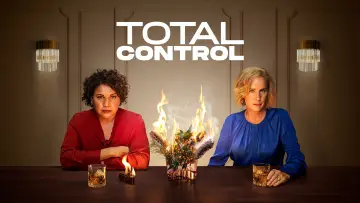 Zasłona do serialu "Total Control" #1802922
