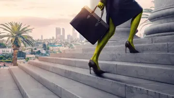 Zasłona к сериалу "Mecenas She-Hulk" #1356407