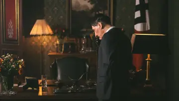 Zasłona do serialu "Rise of the Nazis" #1864097