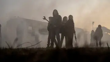 Zasłona к сериалу "The Walking Dead: Nowy świat" #1420637