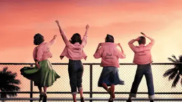Zasłona do serialu "Grease: Rise of the Pink Ladies" #1863991