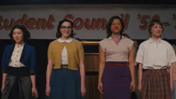 Zasłona do serialu "Grease: Rise of the Pink Ladies" #1864010