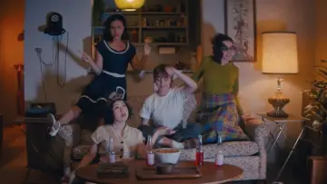 Zasłona do serialu "Grease: Rise of the Pink Ladies" #1864021