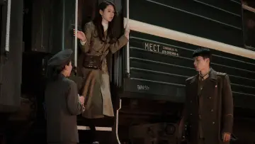 Zasłona к сериалу "Crash Landing on You" #1369225