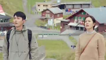 Zasłona к сериалу "Crash Landing on You" #1369248