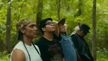 Zasłona к сериалу "Rdzenni i wściekli" #1391050