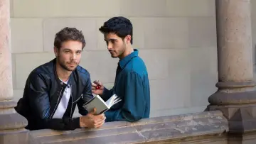 Zasłona к сериалу "Merlí. Sapere Aude" #1456786