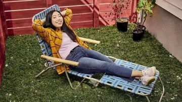 Zasłona do serialu "Awkwafina jest Norą z Queens" #1593901
