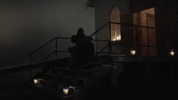 Zasłona к сериалу "Nocna msza" #1394195