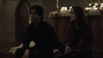 Zasłona к сериалу "Nocna msza" #1394197