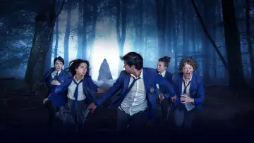 Zasłona к сериалу "El internado: Las Cumbres" #1463062