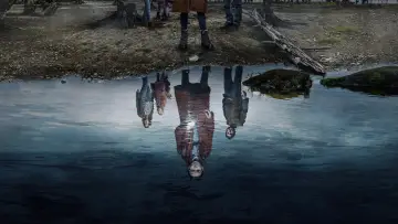 Zasłona к сериалу "Home Before Dark" #1462933