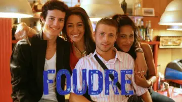 Zasłona do serialu "Foudre" #1423308