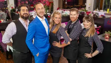 Zasłona do serialu "First Dates Ireland" #1667939
