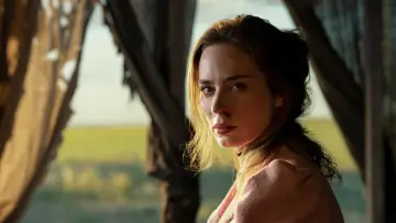 Zasłona к сериалу "Angielka" #1465234