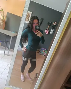 IZABELA KWIATKOWSKA