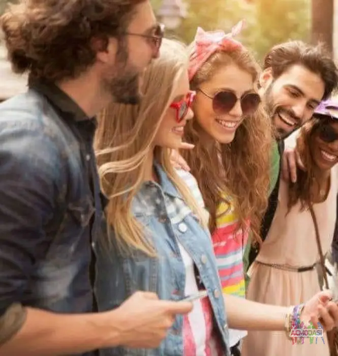 Do kr&oacute;tkich scenek na social media poszukuje odtw&oacute;rc&oacute;w kilku postaci