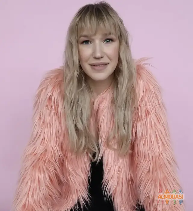 KLARA  WILLIAMS zdjęcia №1738954. Załadowany 29 Stycznia 2026