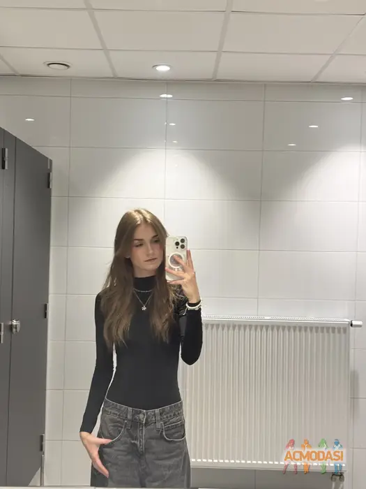 Karolina  Koćwin zdjęcia №1739174. Załadowany 30 Marca 2026