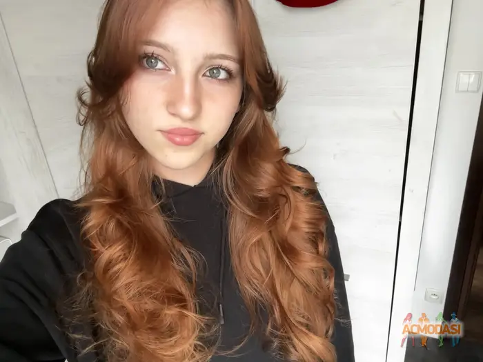 Zosia  Gawarska zdjęcia №1739552. Załadowany 30 Września 2026