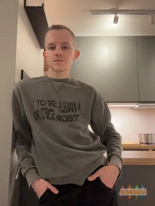 KONSTANTIN   zdjęcia №1738790. Załadowany 05 Listopada 2025