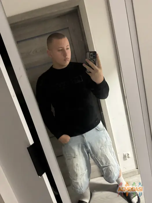 Nikolas  Dabrowski zdjęcia №1738807. Załadowany 14 Listopada 2025