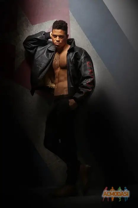 Cesar Alejandro Carbonell Izquierdo zdjęcia №1738829. Załadowany 22 Listopada 2025