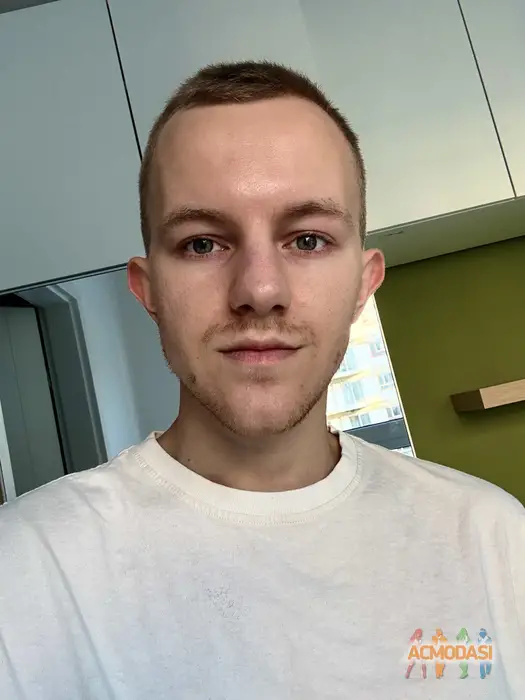 KONSTANTIN   zdjęcia №1738791. Załadowany 05 Listopada 2025