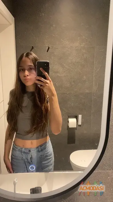 Wiktoria  Roszkiewicz zdjęcia №1738720. Załadowany 23 Sierpnia 2025