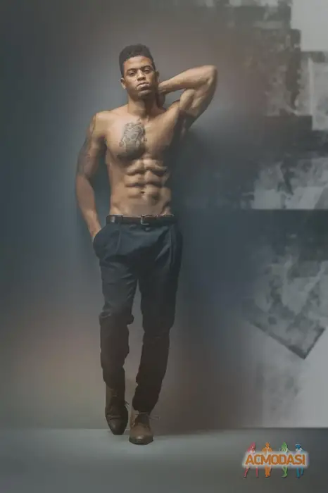 Cesar Alejandro Carbonell Izquierdo zdjęcia №1738830. Załadowany 22 Listopada 2025