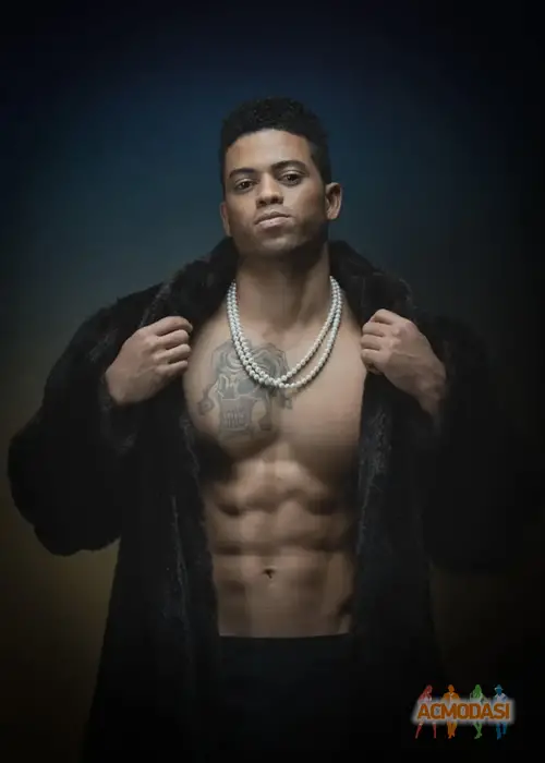 Cesar Alejandro Carbonell Izquierdo zdjęcia №1738832. Załadowany 22 Listopada 2025