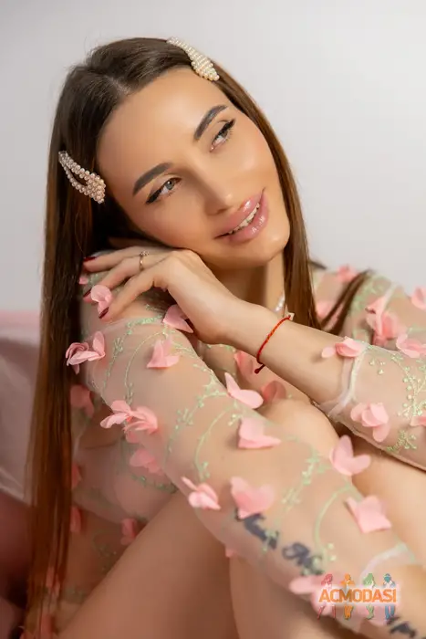 Anastasiia  Skochko zdjęcia №1738804. Załadowany 14 Listopada 2025