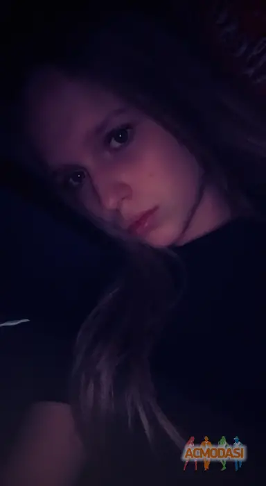 Julia  Jędrzejak zdjęcia №1738927. Załadowany 20 Stycznia 2026